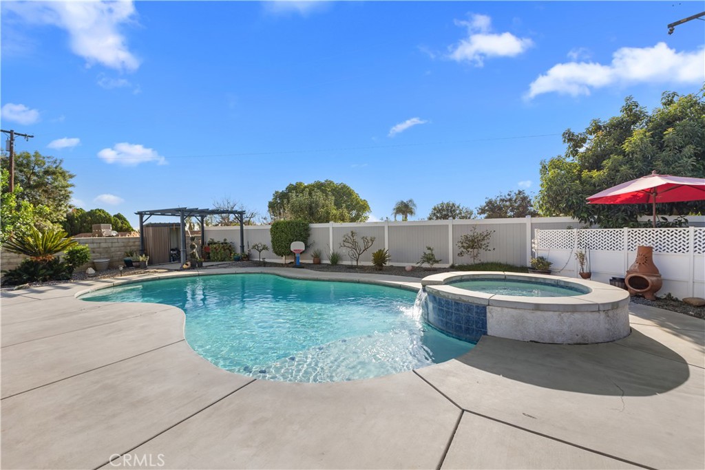 1512 Cole Property Photo 38