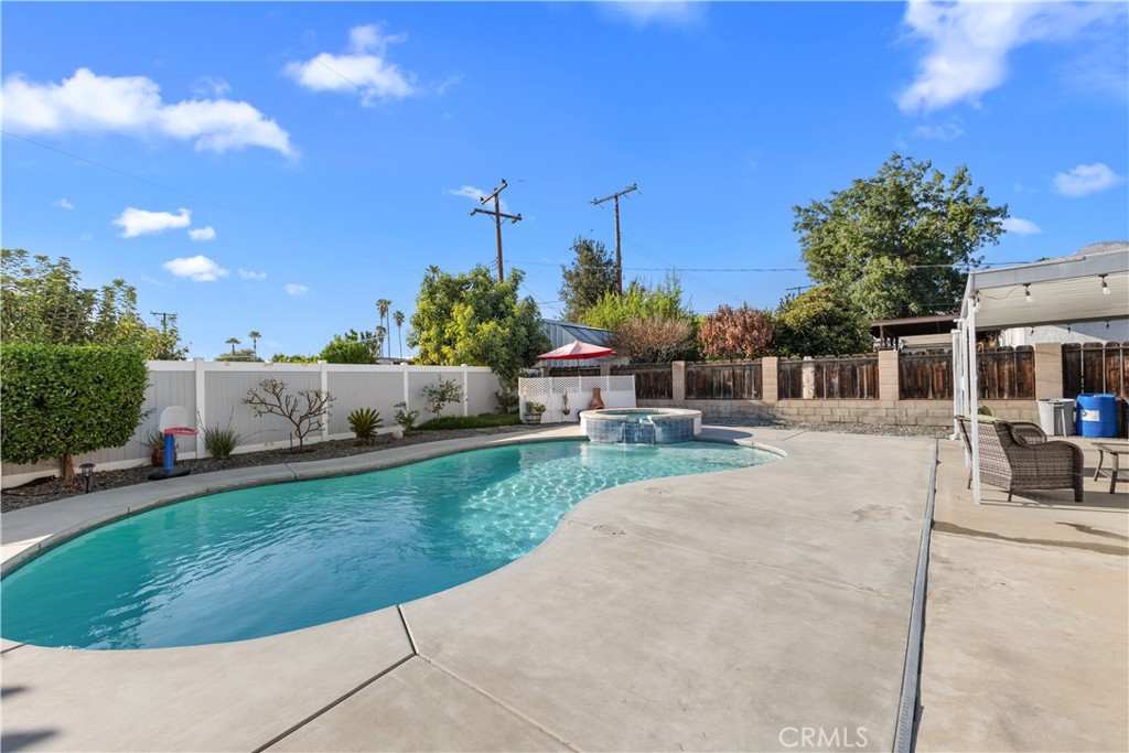 1512 Cole Property Photo 39