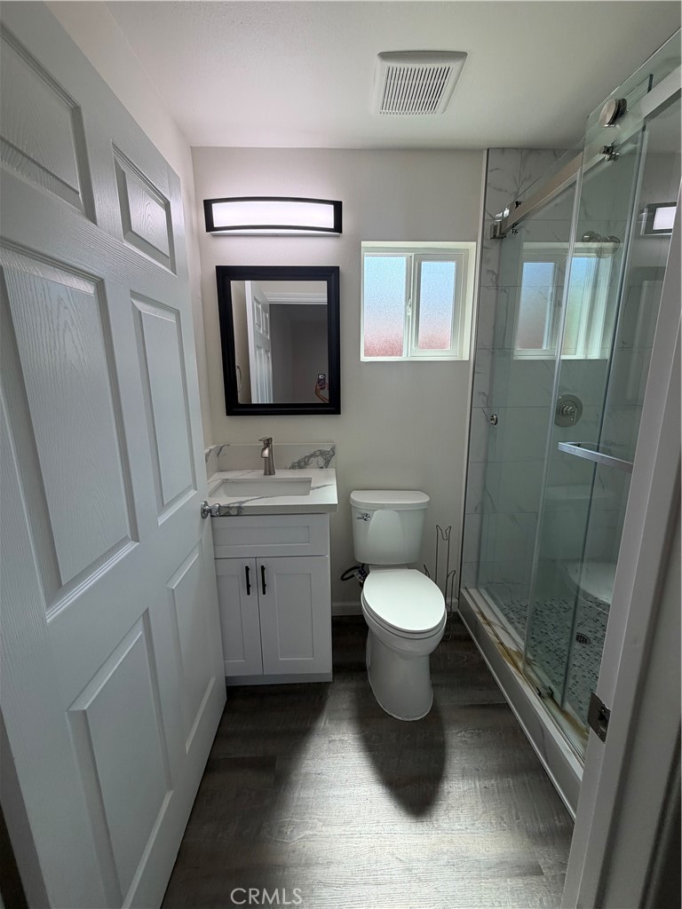 5875 5877 Challen Avenue Property Photo 9
