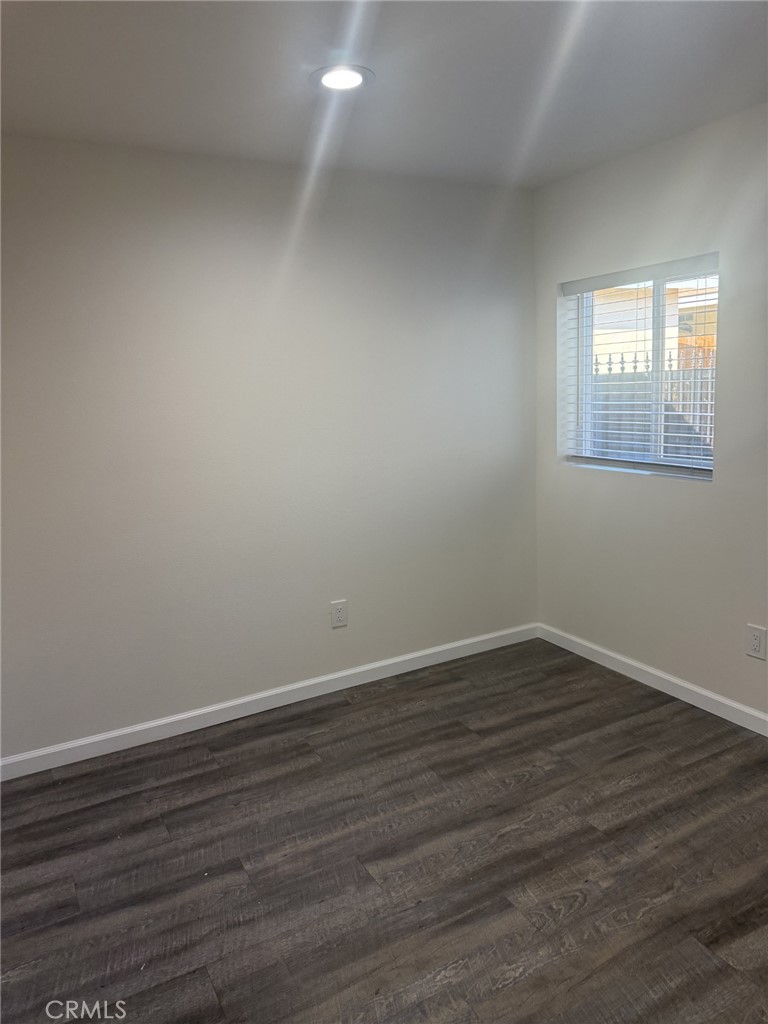 5875 5877 Challen Avenue Property Photo 12