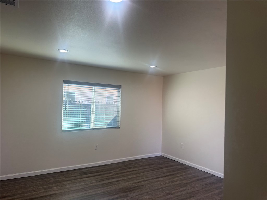 5875 5877 Challen Avenue Property Photo 14
