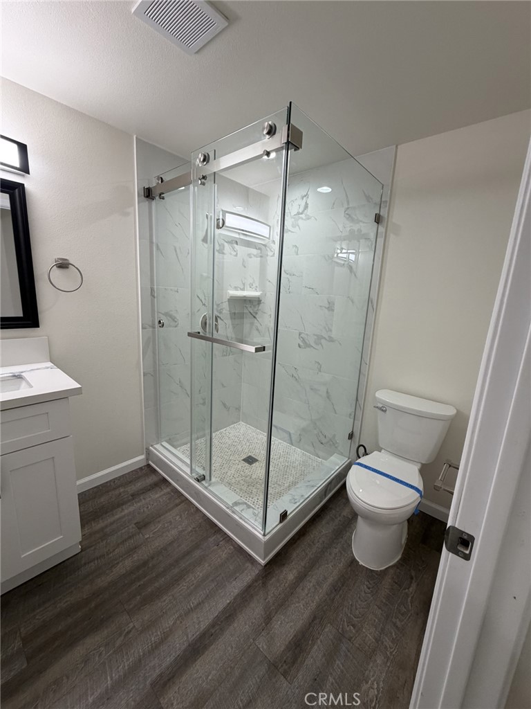 5875 5877 Challen Avenue Property Photo 16