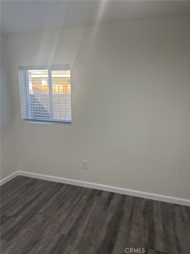 5875 5877 Challen Avenue Property Photo 17