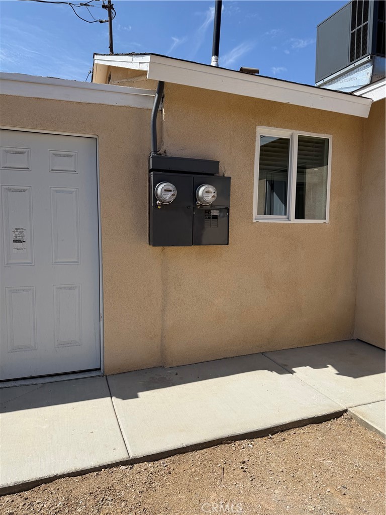 5875 5877 Challen Avenue Property Photo 20