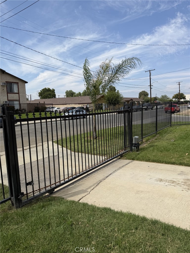 5875 5877 Challen Avenue Property Photo 48