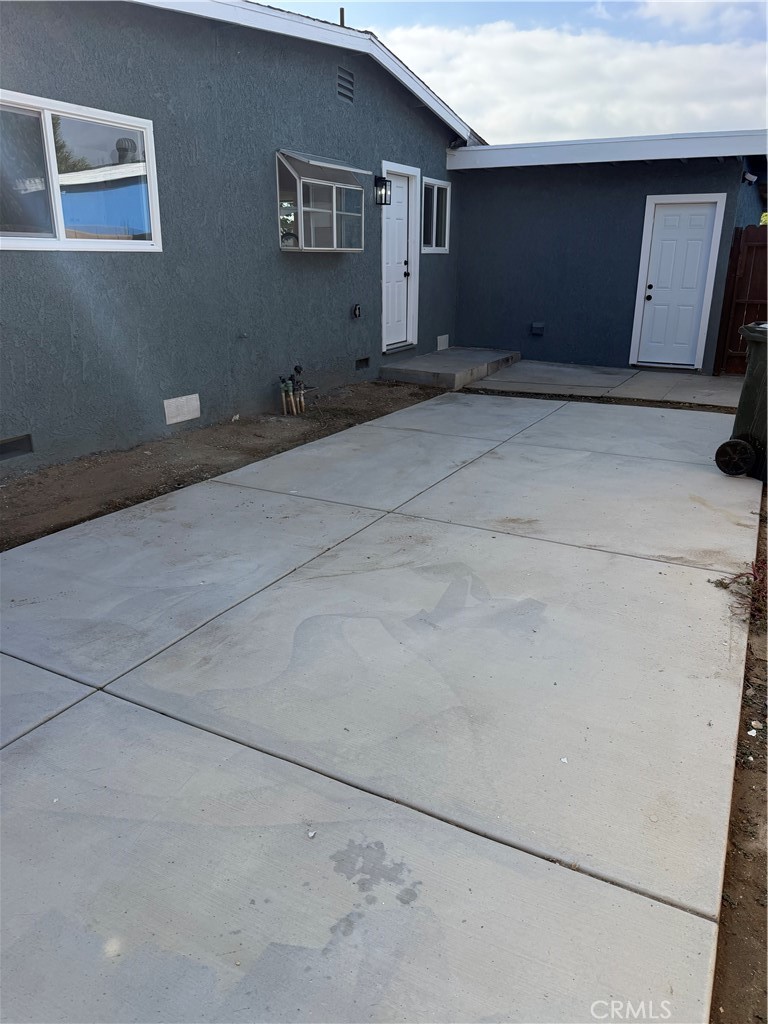 364 W Rosewood Street Property Photo 18