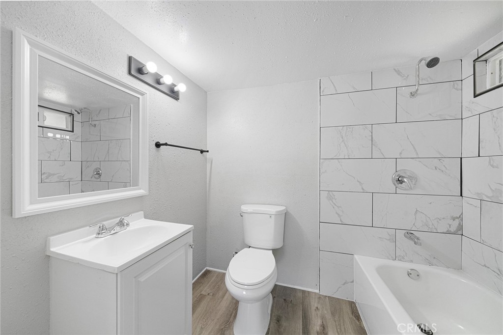52356 Date Avenue Property Photo 17