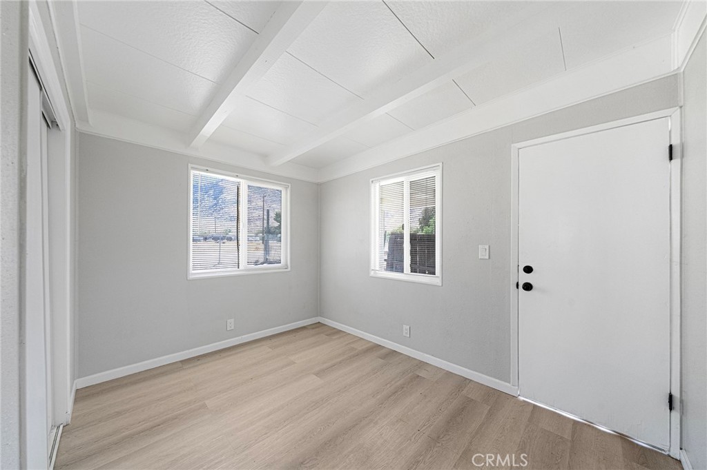 52356 Date Avenue Property Photo 18