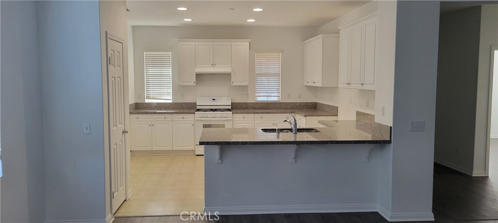 5043 S Centennial Property Photo 6