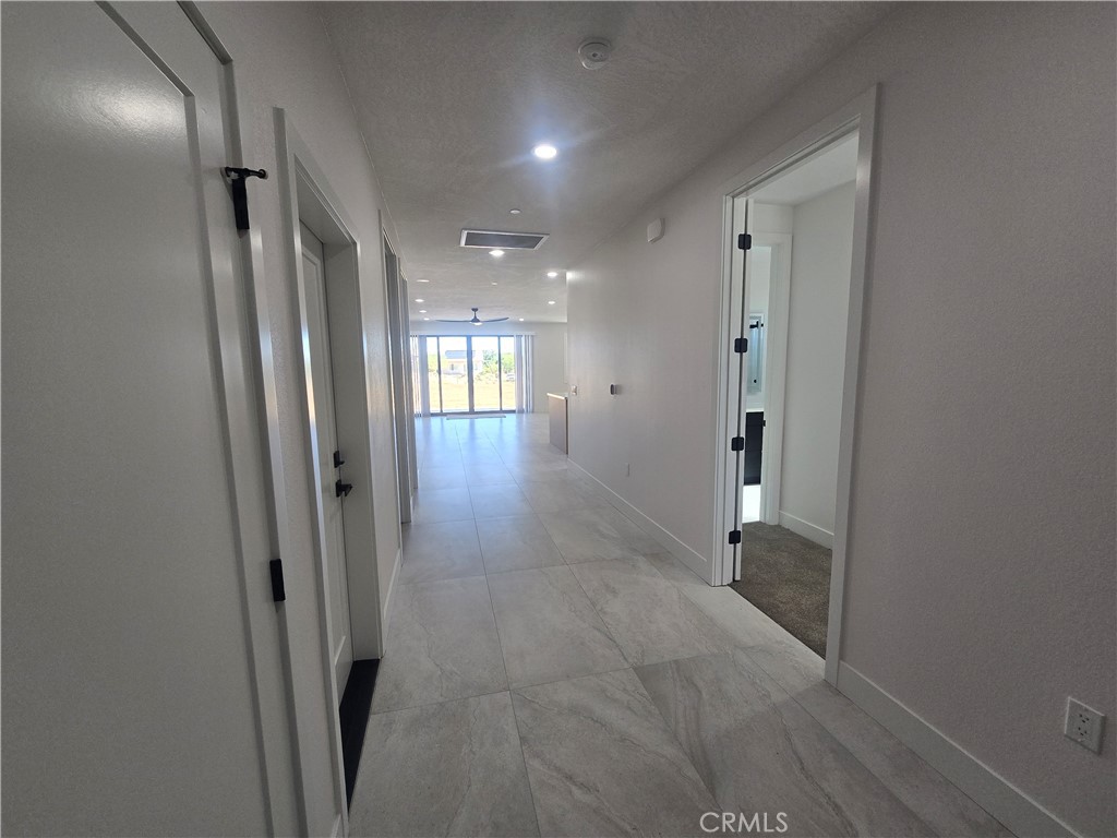 16870 Joshua Property Photo 8