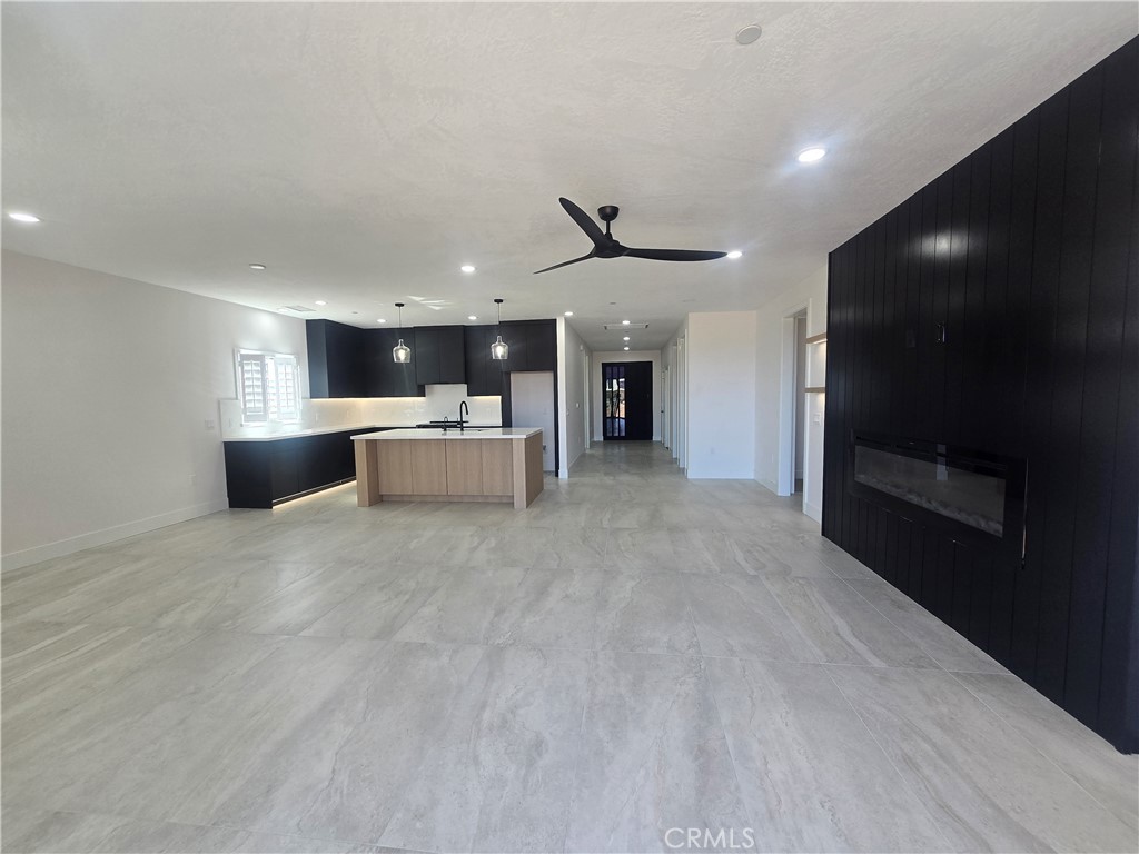 16870 Joshua Property Photo 11