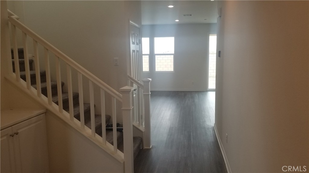 4723 S Rogers Property Photo 5