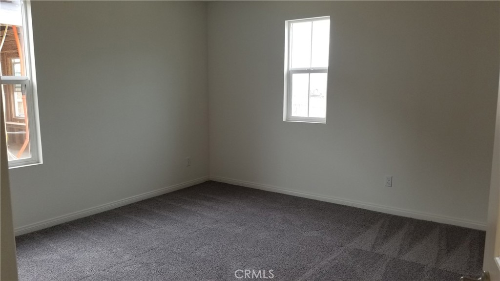 4723 S Rogers Property Photo 14