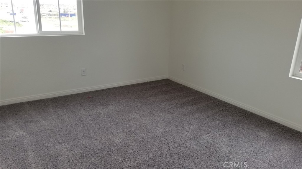 4723 S Rogers Property Photo 17