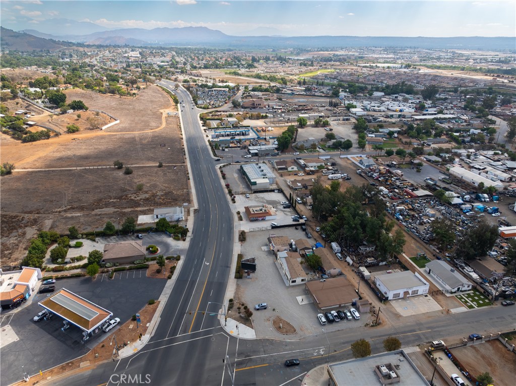 8616 Limonite Avenue Property Photo 16