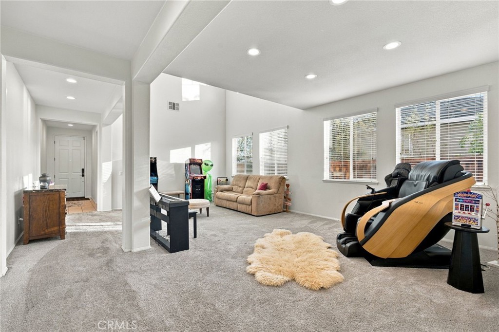 34496 Venturi Avenue Property Photo 8
