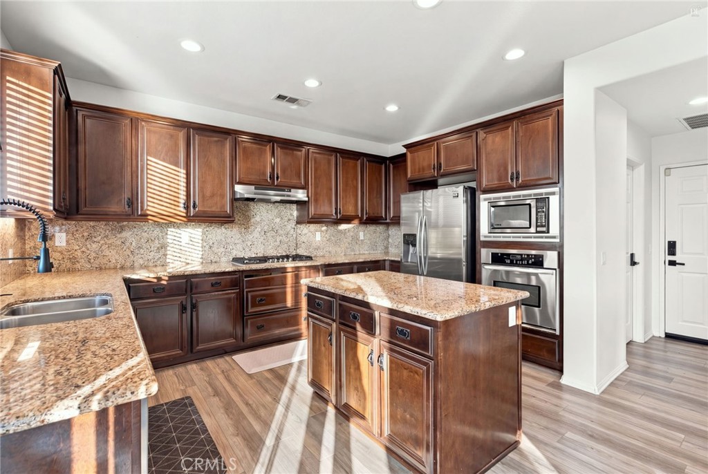 34496 Venturi Avenue Property Photo 16