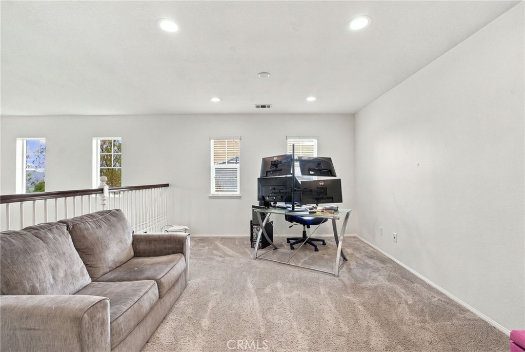 34496 Venturi Avenue Property Photo 24