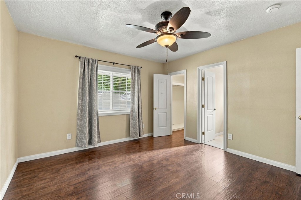 1270 W 25th Street Property Photo 20