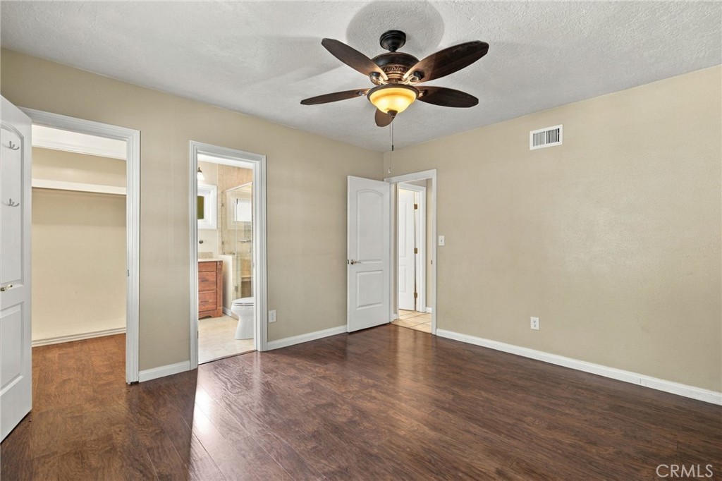 1270 W 25th Street Property Photo 21