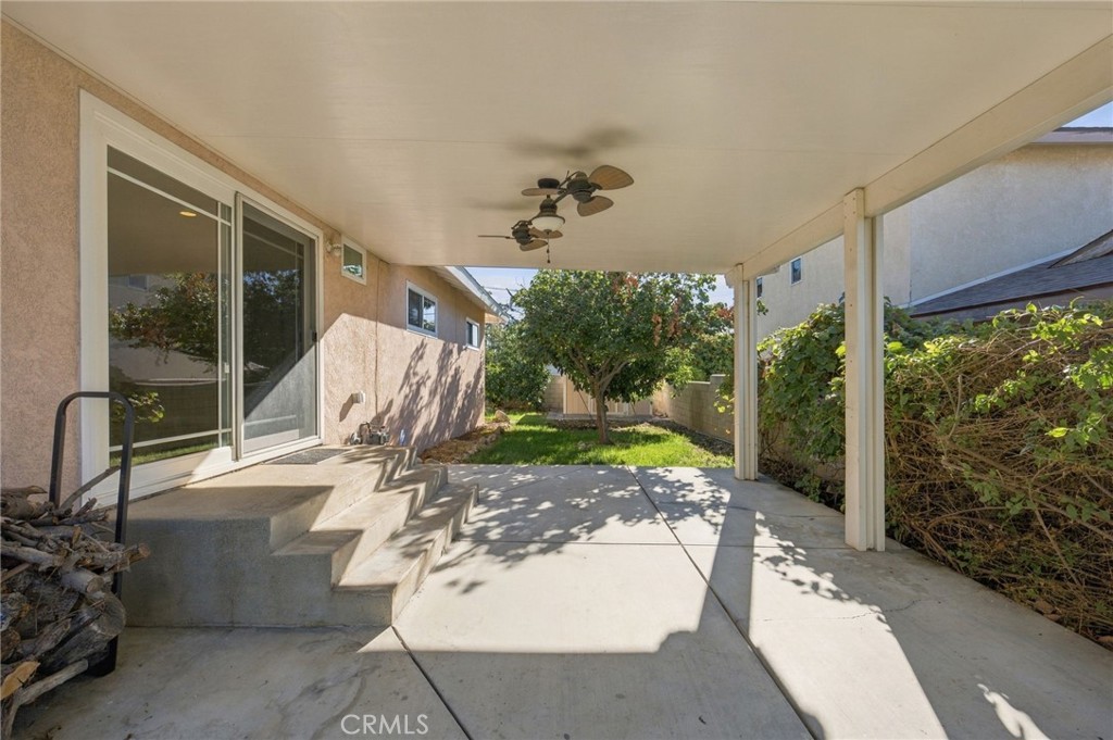 1270 W 25th Street Property Photo 32