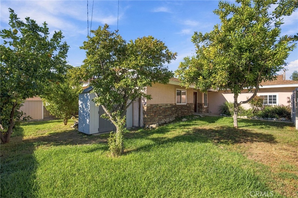1270 W 25th Street Property Photo 37