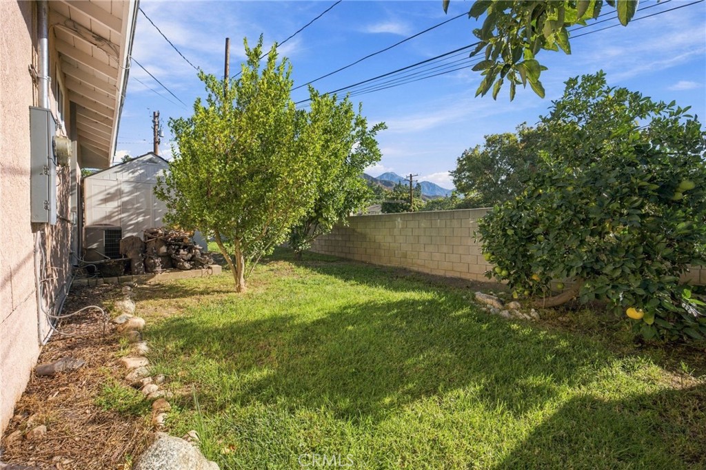 1270 W 25th Street Property Photo 38