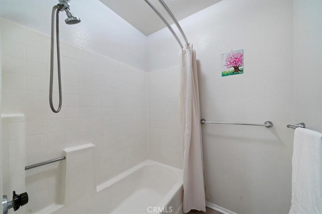5082 Auburn Property Photo 20