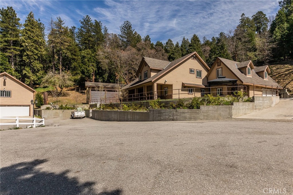 919 Venus Way Property Photo 3