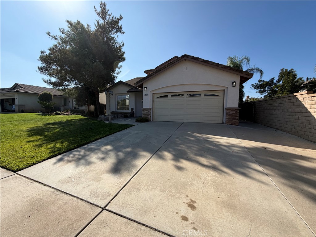 33825 Glenoaks Property Photo 7