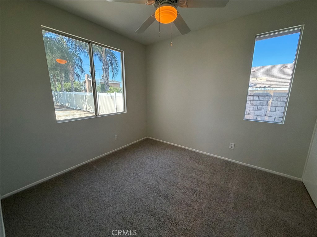 33825 Glenoaks Property Photo 15