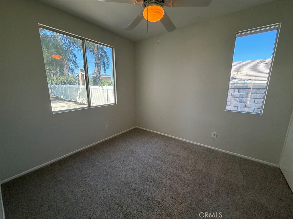 33825 Glenoaks Property Photo 15