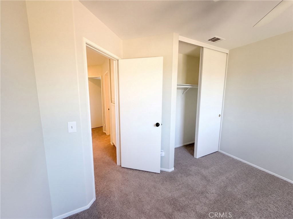 33825 Glenoaks Property Photo 17