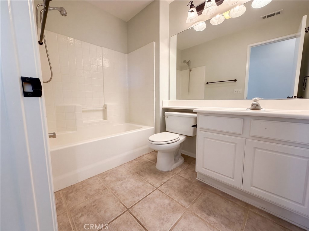 33825 Glenoaks Property Photo 19