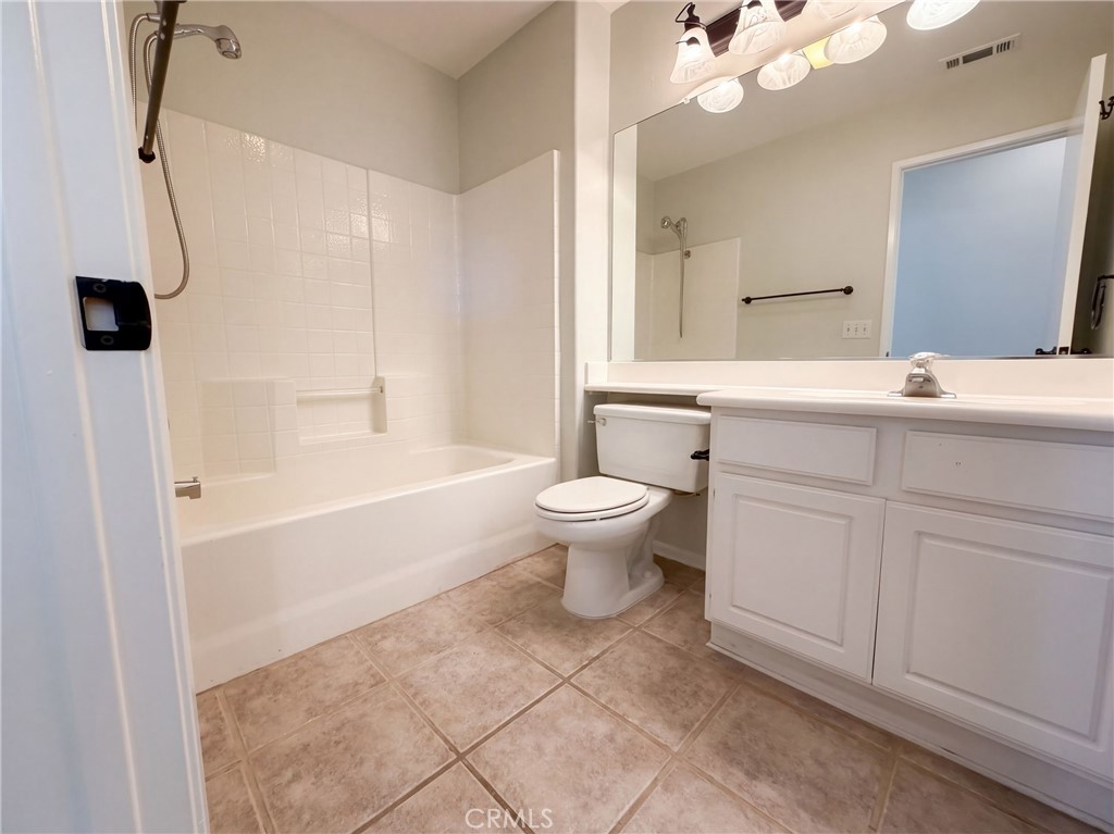 33825 Glenoaks Property Photo 19