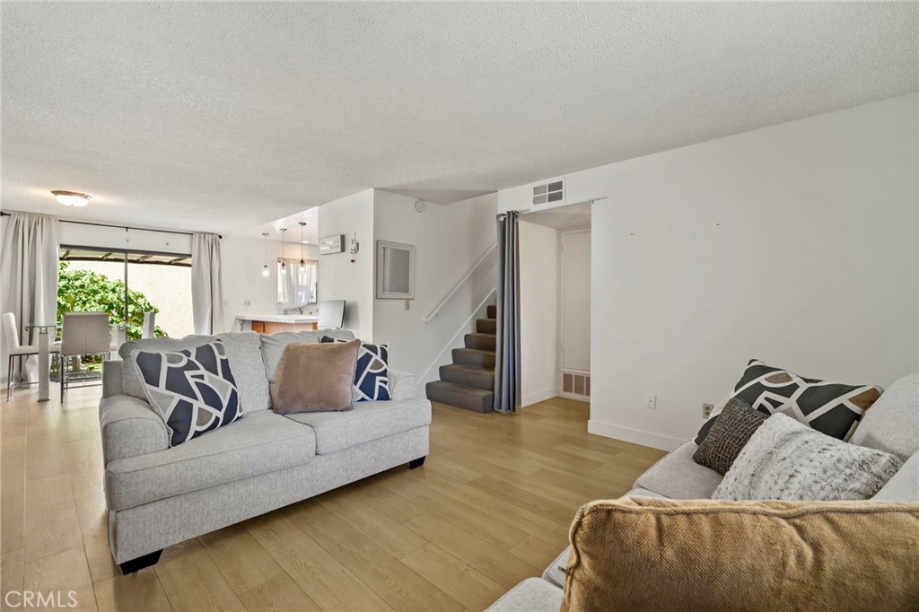 1406 Via Cortez Property Photo 6