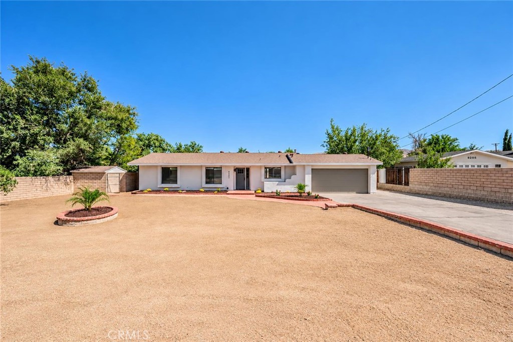 9221 Jacaranda Property Photo 2