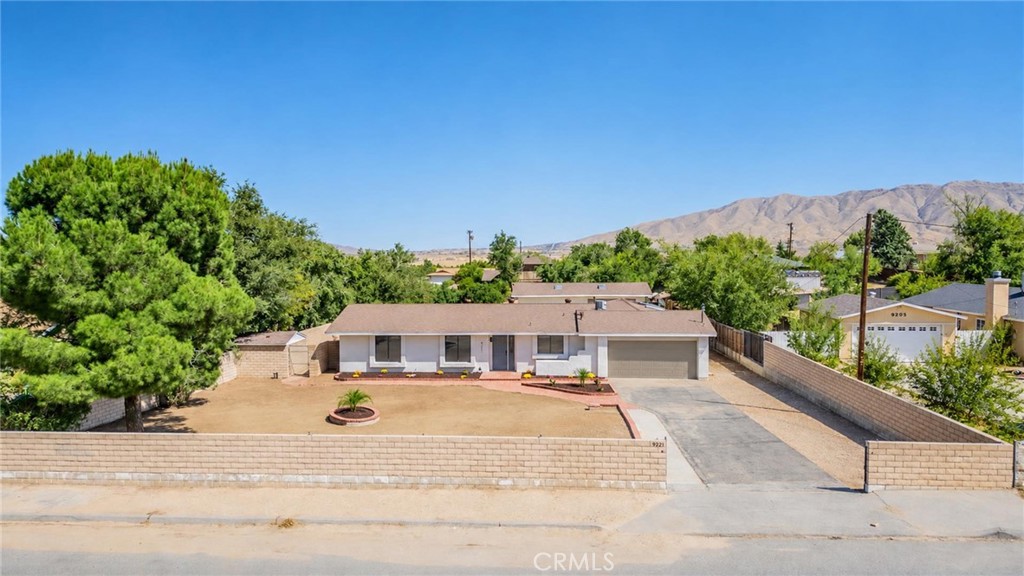 9221 Jacaranda Property Photo 31