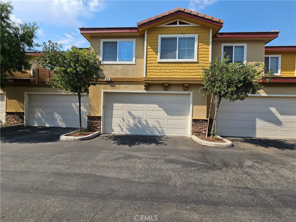 1510 Orange Property Photo 1