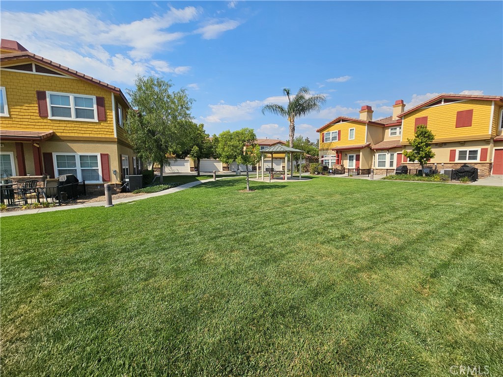 1510 Orange Property Photo 14