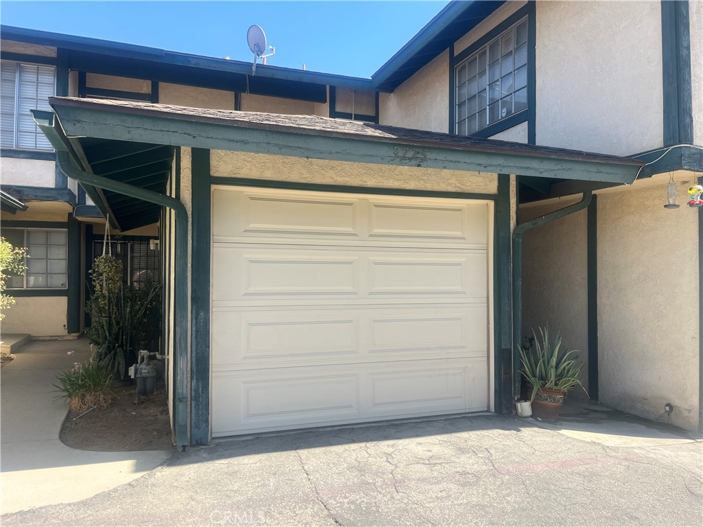 3775 Oxford Property Photo 2