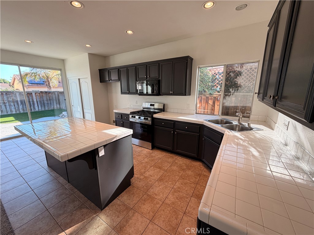 996 Blodgett Property Photo 6
