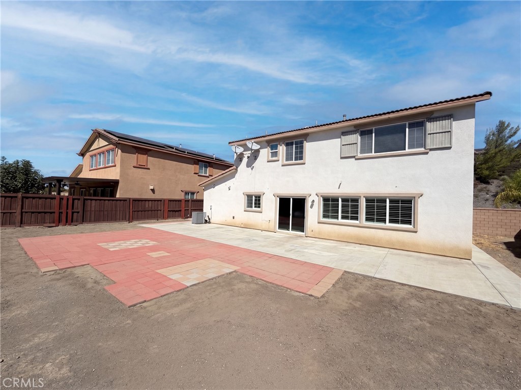 40959 Vauxhall Court Property Photo 5
