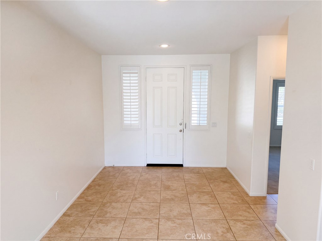40959 Vauxhall Court Property Photo 7