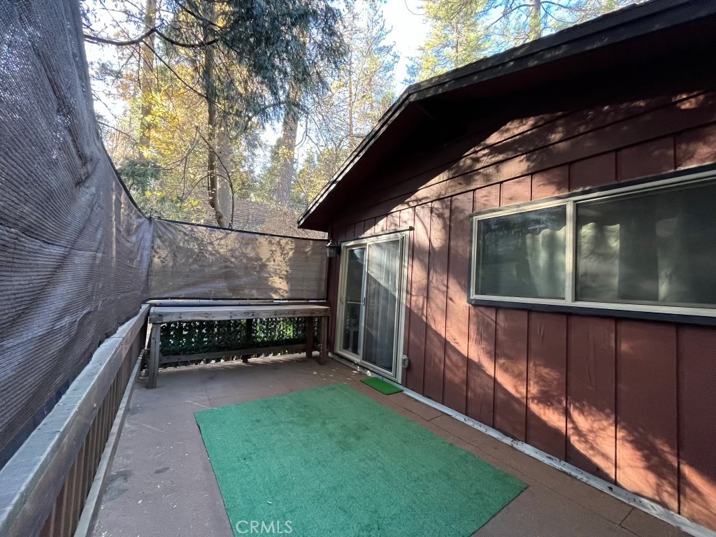 22903 Waters Drive Property Photo 11