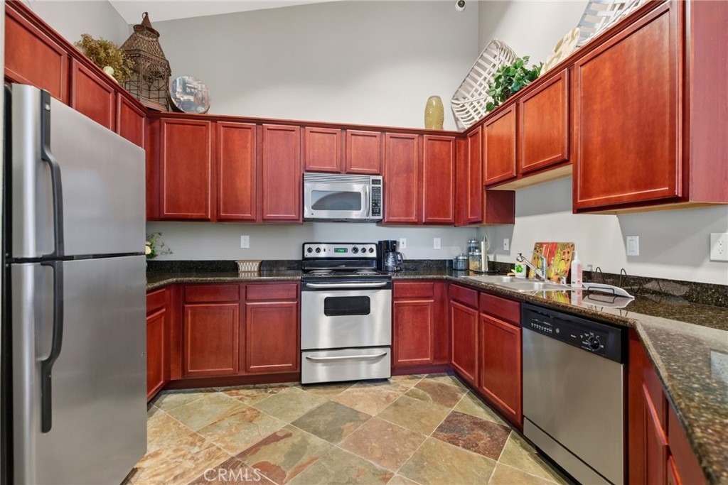 375 Central 8 Property Photo 38