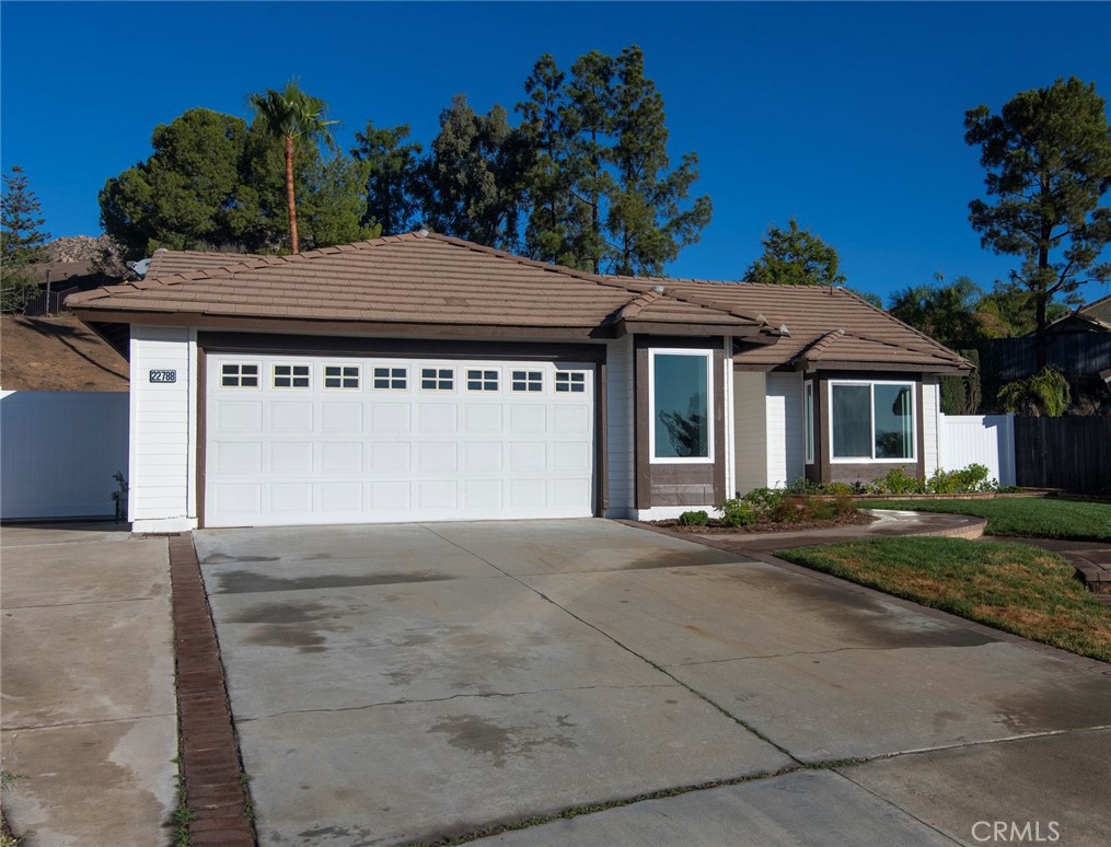 22788 Sweet Pea Property Photo 2