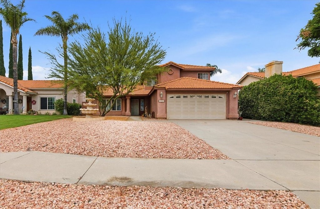 1547 Columbia Street Property Photo 1