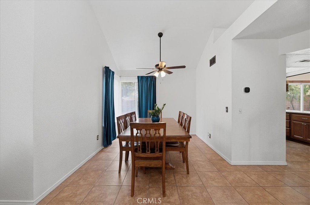 1547 Columbia Street Property Photo 10