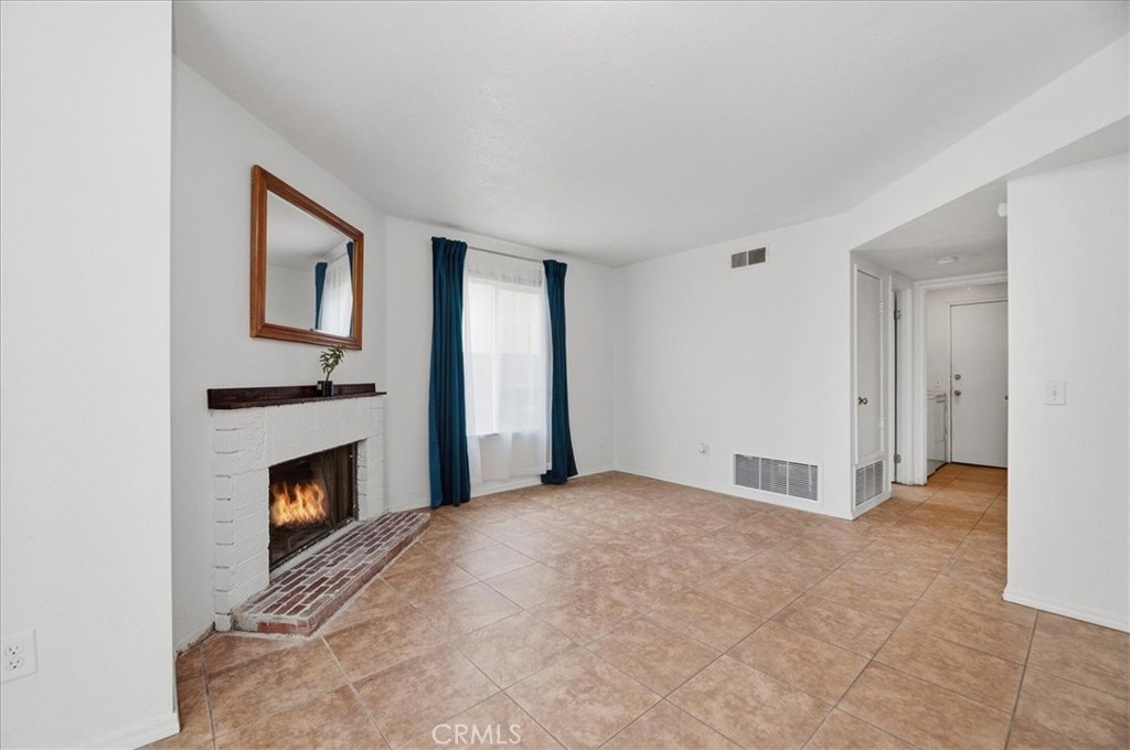 1547 Columbia Street Property Photo 16